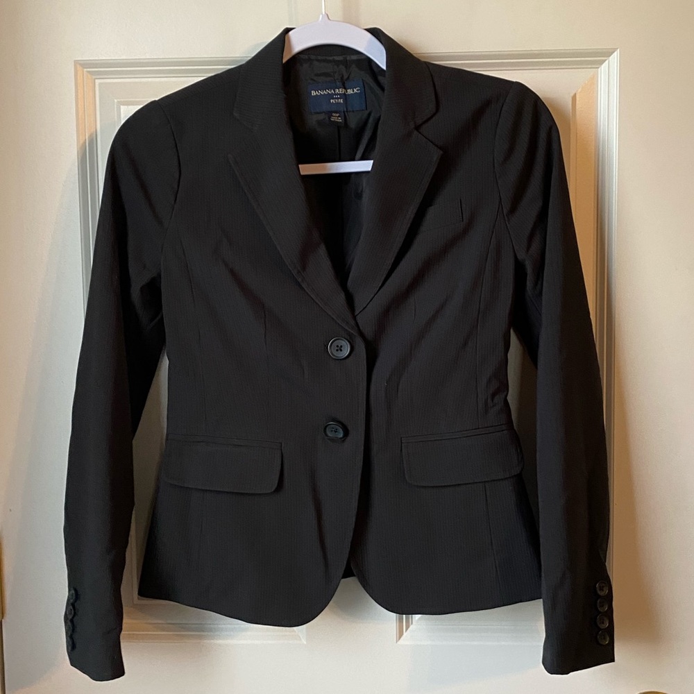 Banana Republic suit